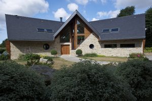 Minco_maison-architecturale_bois-alu