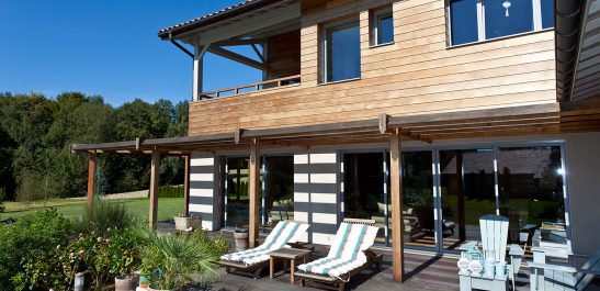 Minco_maison-bois_baies-coulissante_bois-alu