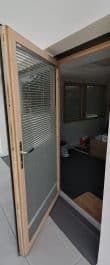 porte-service-ouvrant-exterieur-hybride-minco