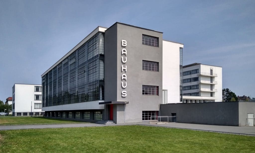 ecole-bauhaus-walter-gropius