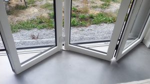 baie vitrée pliante en accordéon